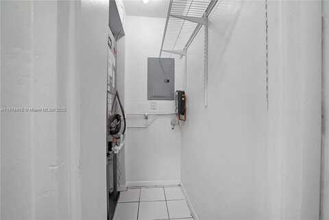 750 NW 43 Av, Miami, FL 33126