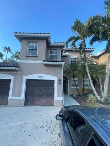 13227 NW 7th Dr, Plantation, FL 33325