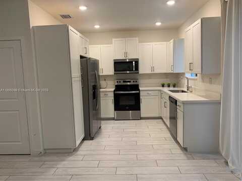 1041 SE 23rd Ter, Homestead, FL 33035