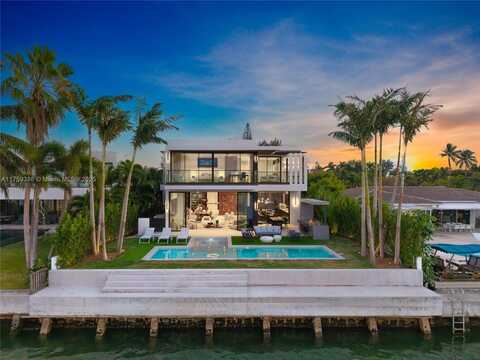 315 N Shore Dr, Miami Beach, FL 33141