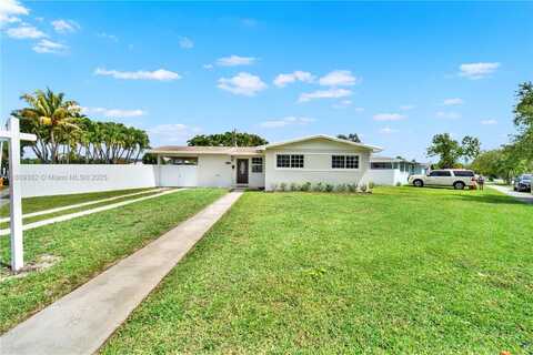 19610 Christmas Rd, Cutler Bay, FL 33157