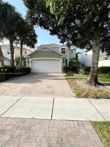 136 Hamilton Ter, Royal Palm Beach, FL 33414