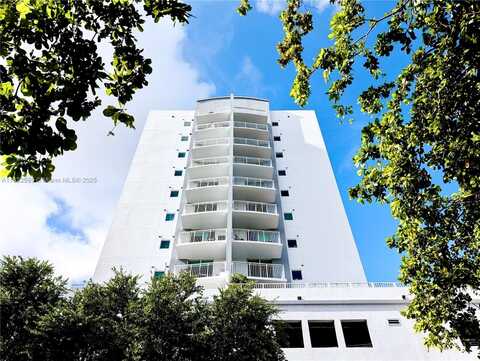 60 NW 37th Ave, Miami, FL 33125