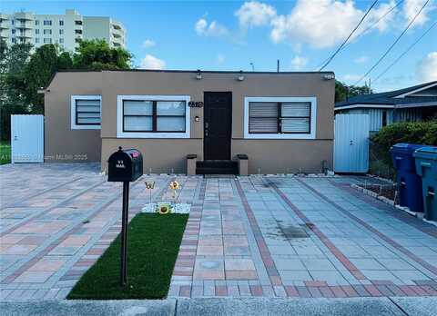 2376 NW 55th St, Miami, FL 33142