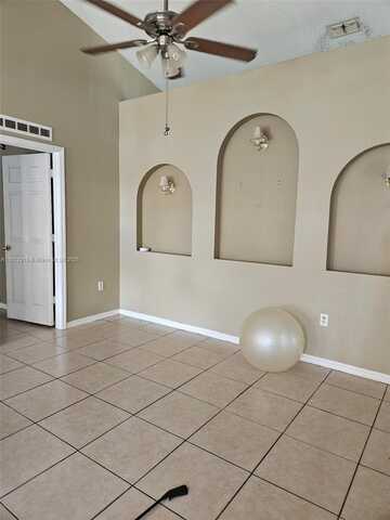 8726 105th Ave, Vero Beach, FL 32967