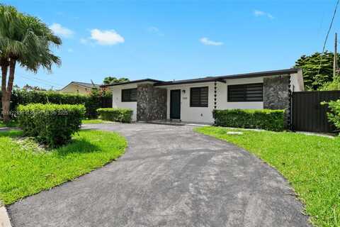 7360 NW 4th St, Miami, FL 33126