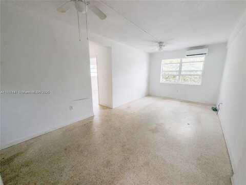 2000 NW 29th St, Miami, FL 33142