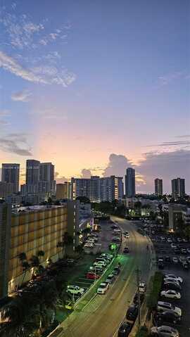 401 Golden Isles Dr, Hallandale Beach, FL 33009