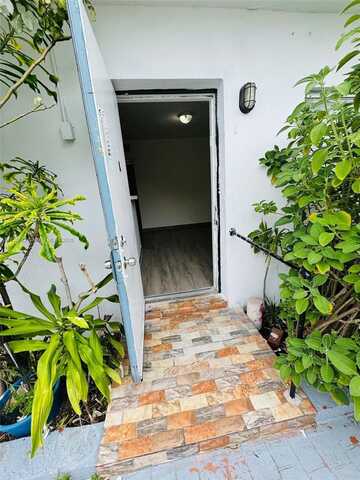 2900 W Flagler St, Miami, FL 33135