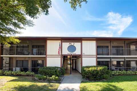 9522 N Belfort Cir, Tamarac, FL 33321