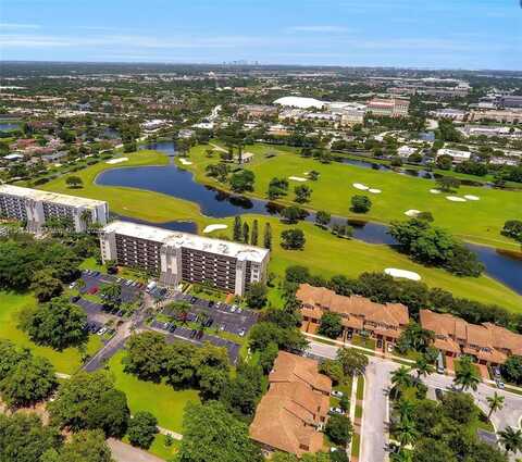 3150 W Rolling Hills Cir, Davie, FL 33328