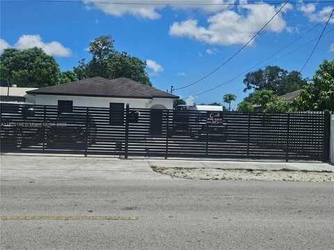 3022 NW 95th St, Miami, FL 33147