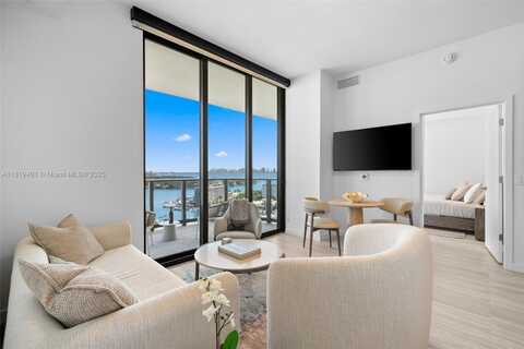 580 72nd St, Miami Beach, FL 33141