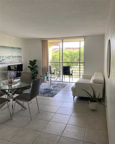 3195 Foxcroft Rd, Miramar, FL 33025