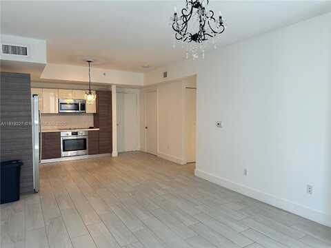 1010 SW 2nd Ave, Miami, FL 33130