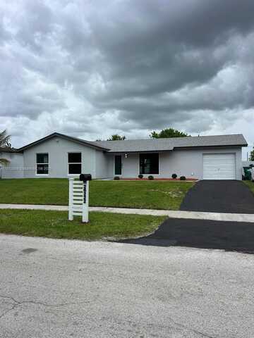 26222 SW 124th Pl, Homestead, FL 33032