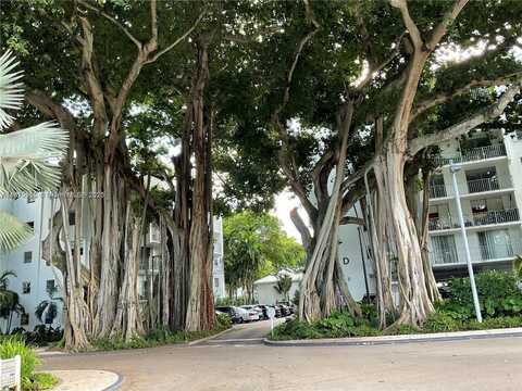 750 NE 64th St, Miami, FL 33138