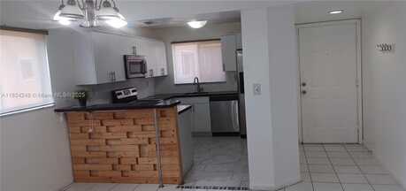 14905 SW 80th St, Miami, FL 33193