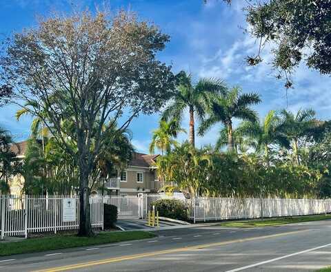 4812 WASHINGTON ST, Hollywood, FL 33021
