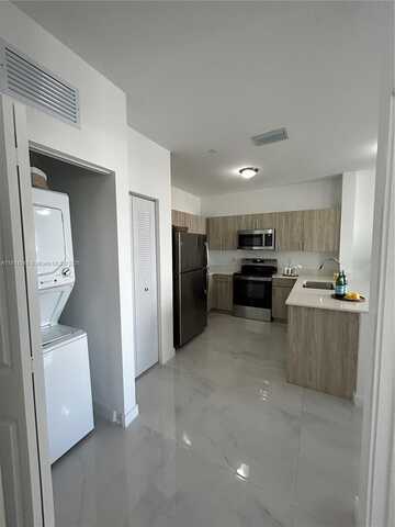 1010 SW 69th Ave, Miami, FL 33144
