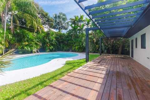 undefined, North Miami, FL 33181