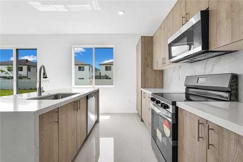 22481 SW 125 Avenue, Miami, FL 33170
