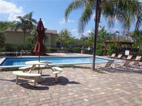 800 Cypress Park Way, Deerfield Beach, FL 33064