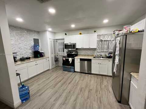 220 N 66th Ave, Hollywood, FL 33024