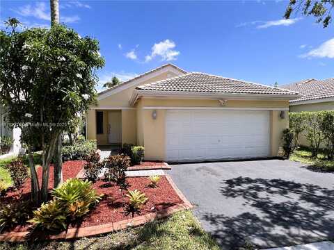 1605 Salerno Cir, Weston, FL 33327