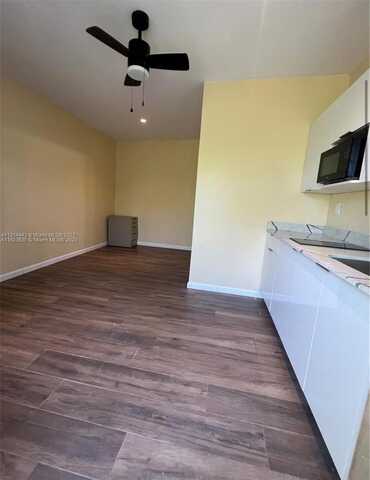 18401 NE 21st Ave, North Miami Beach, FL 33179