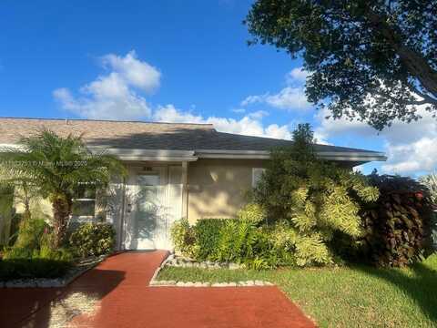 18906 Schooner Dr, Boca Raton, FL 33496