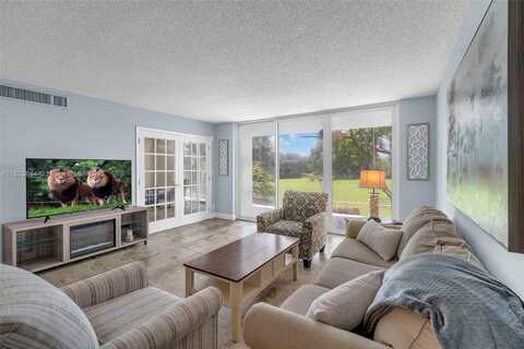 4000 Cypress Grove Way, Pompano Beach, FL 33069