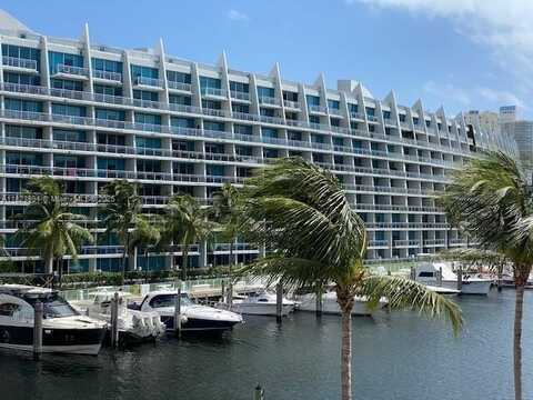 2950 NE 188th St, Aventura, FL 33180