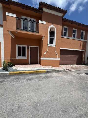 5984 SW 8th St, West Miami, FL 33144