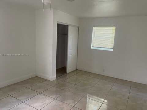 2329 NE 173rd St, North Miami Beach, FL 33160