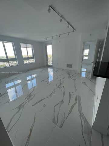 7350 SW 89th St, Miami, FL 33156