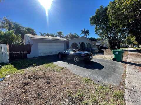 19771 SW 84th Ave, Cutler Bay, FL 33189