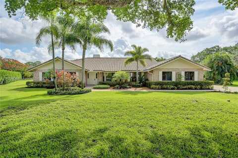 7120 Hialeah Ln, Parkland, FL 33067