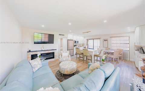 126 Piedmont C, Delray Beach, FL 33484