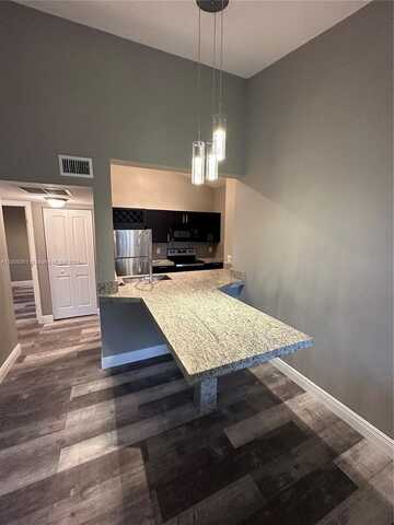 2890 N Oakland Forest Dr, Oakland Park, FL 33309