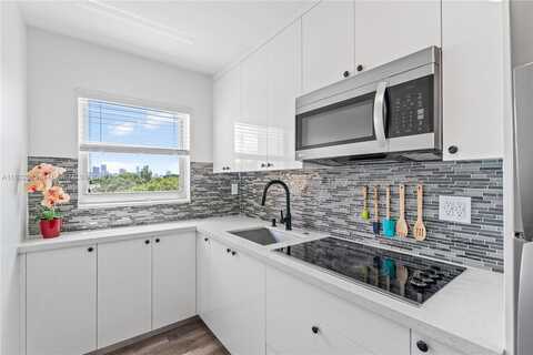 2401 SW 10th St, Miami, FL 33135