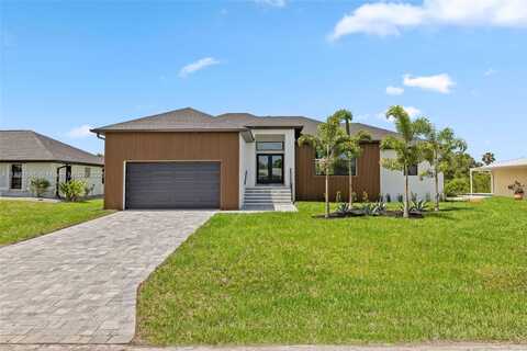 18514 Ashcroft Circle, Port Charlotte, FL 33948
