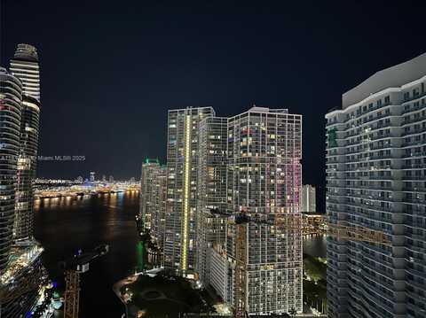 31 SE 5th St, Miami, FL 33131