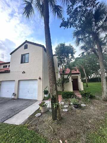 12 Via De Casas Sur, Boynton Beach, FL 33426