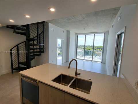 13800 Highland Dr, North Miami Beach, FL 33181