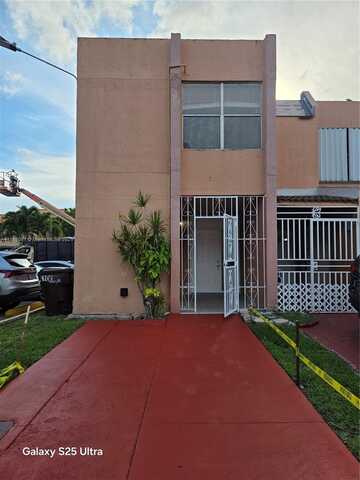4102 W 10th Ln, Hialeah, FL 33012