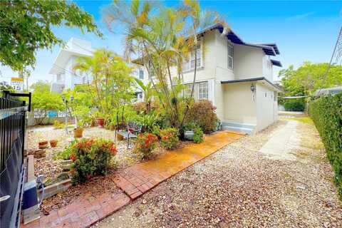 224 SW 6th Ave, Miami, FL 33130