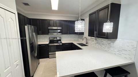 14962 SW 9th Ter, Miami, FL 33194