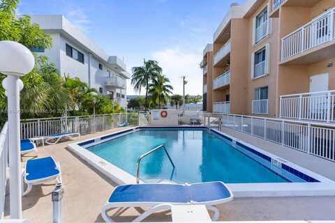 17051 NE 35th Ave, North Miami Beach, FL 33160