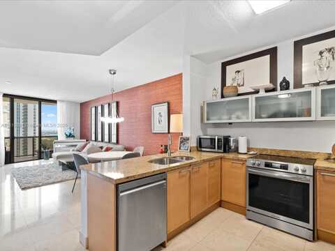 16275 Collins Ave, Sunny Isles Beach, FL 33160